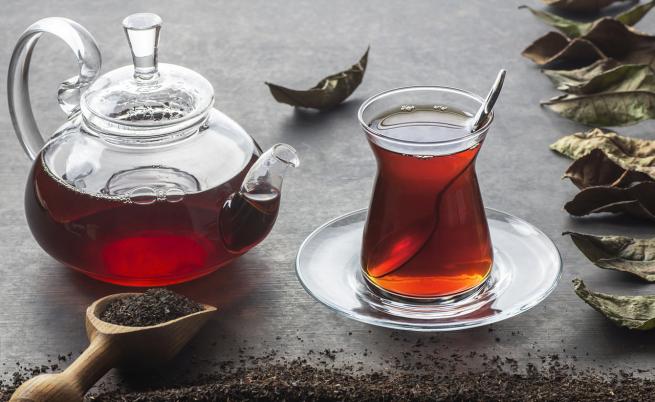 Черният чай: Десет ползи от вълшебната напитка