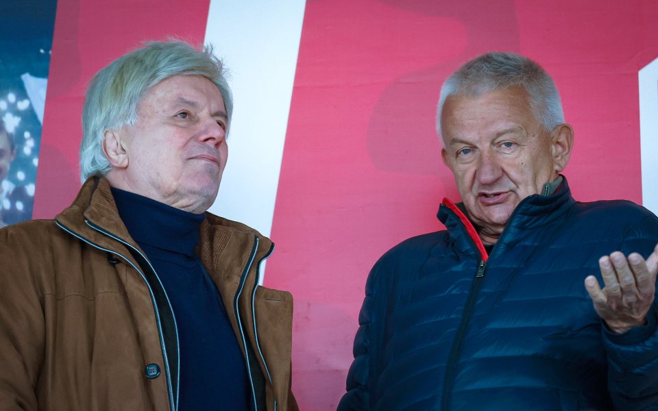 Един от съсобствениците на Локомотив Пловдив – Христо Крушарски, бе