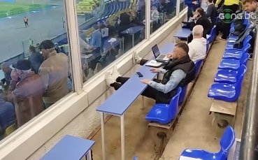 Валери Божинов се завърна на стадион Георги Аспарухов Бившият футболист