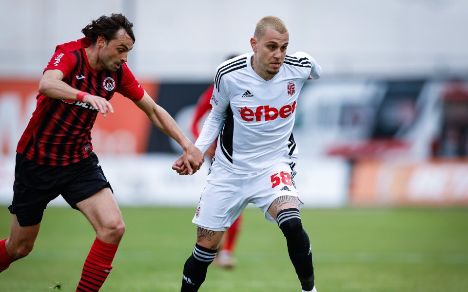 Локомотив София и ЦСКА 1948 играят при в първи полуфинален сблъсък