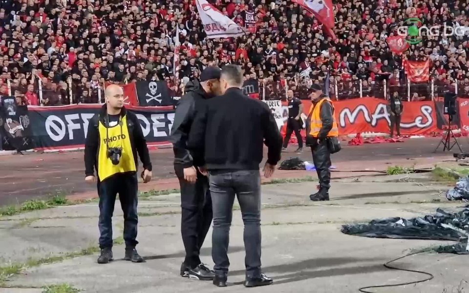 Изпълнителният директор на ЦСКА - Филип Филипов, проведе разговор с