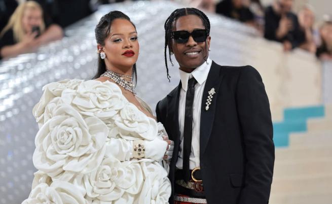 Има ли сватба? Риана и A$AP Rocky предизвикаха слухове за таен брак