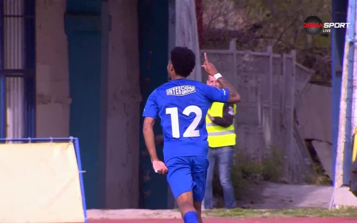 Евандро отново извежда Спартак напред в резултата в добавеното време на срещатата