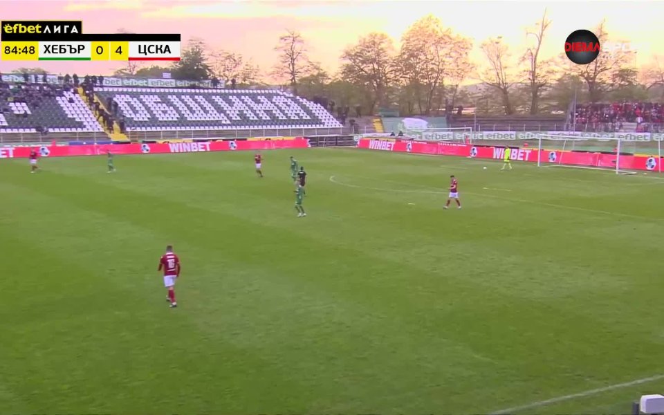 Вратарят на ЦСКА Густаво Бусато успя да си изкара така