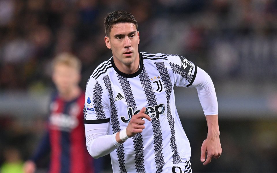 Мениджърът на Астън Вила - Унай Емери, е съставил амбициозен