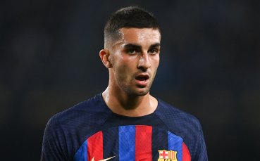 Нападателят на Барселона Феран Торес е попаднал в трансферните планове