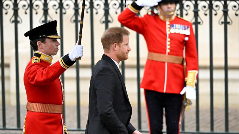 Още вчера принц Хари е пристигнал в Лондон за коронацията