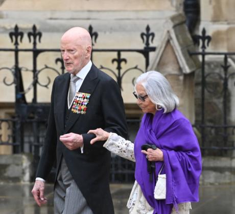 Симеон Хасан син на княгиня Калина и Китин Муньос е