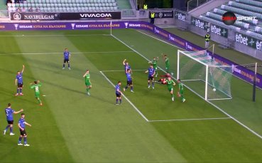 В 42 ата минута на Лудогорец и Черно море Десподов пласира