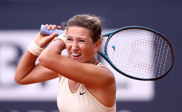 Виктория Азаренка продължава във втория кръг на турнира по тенис