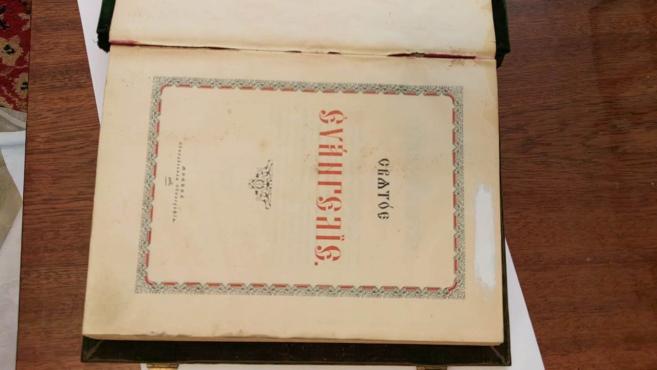  В дома на мъжа са открити голям брой скъпи религиозни предмети 