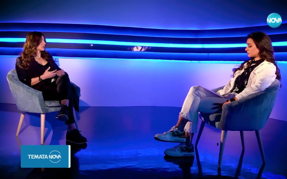 Тодор Христов и Лора Стоянова от спортната редакция на NOVA