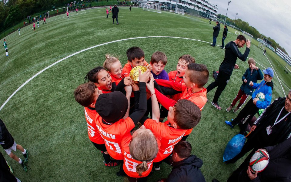 Героят от Парк де Пренс“ и вицепрезидент на Българския футболен