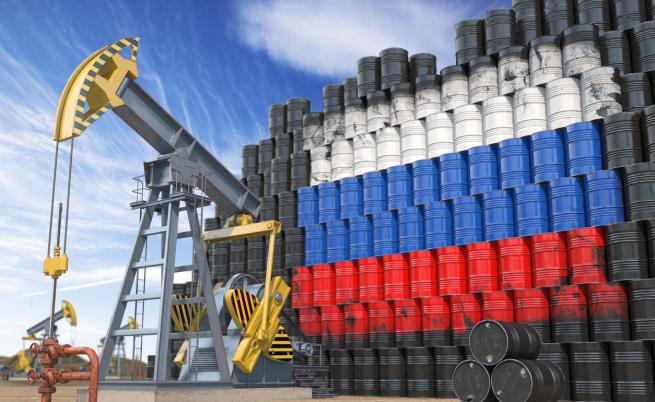 Рекорден от началото на войната в Украйна износ на петрол от Русия