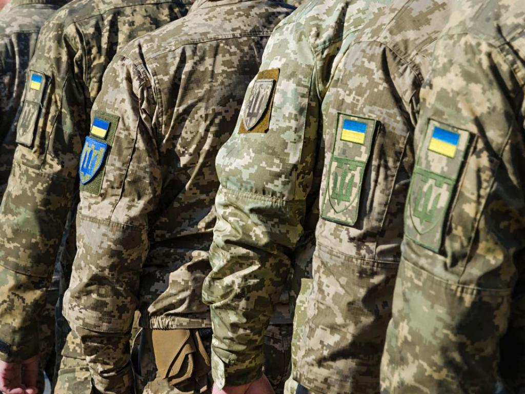 Руски войници са разстреляли седем украински военнопленници край Бахмут предаде