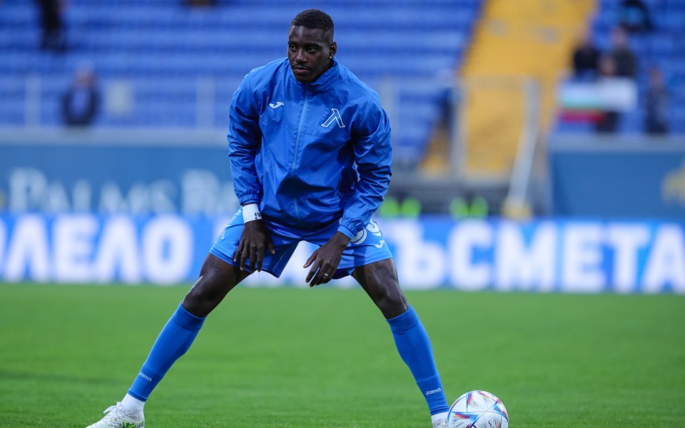 Хосе Кордоба не успя да се завърне в групата за