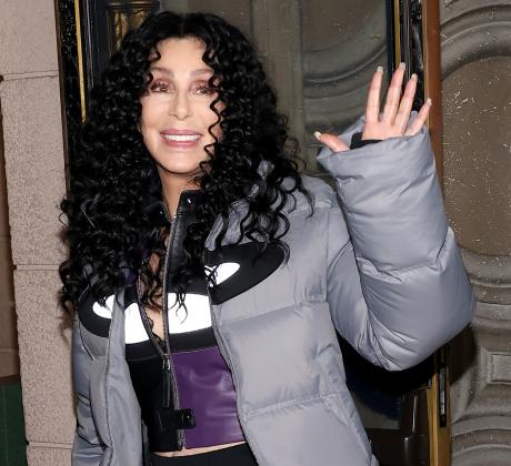 Шер е родена на 20 май 1946 г в малкото