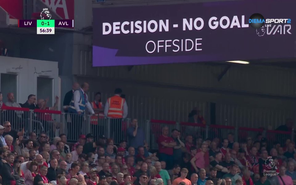 В 55-ата минута Ливърпул изравни резултата след суматоха в наказателното