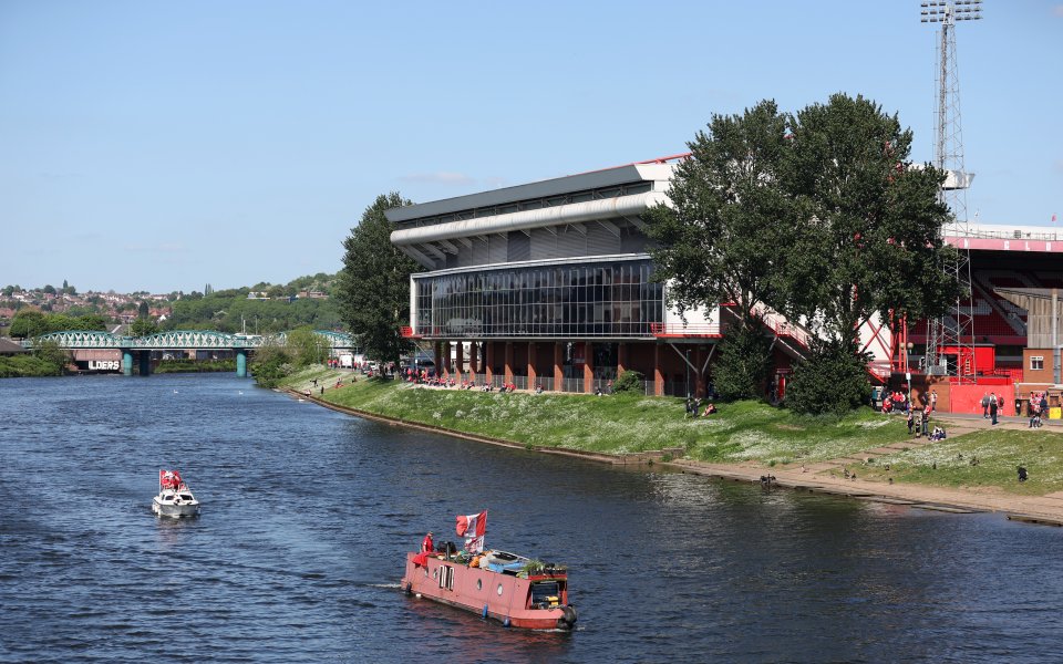 Нотингам Форест и Арсенал се изправят един срещу друг в