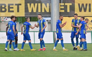 Чистката в Крумовград след промоцията в еfbet Лига продължава С