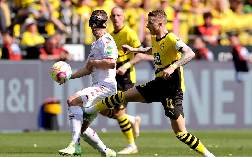 Борусия Дортмунд и Майнц 05 играят при в сблъсък от последния