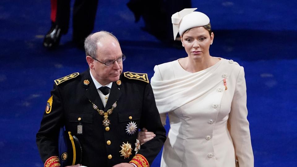 Принцесата на Монако Шарлийн не се отклонява от стила си на обличане,