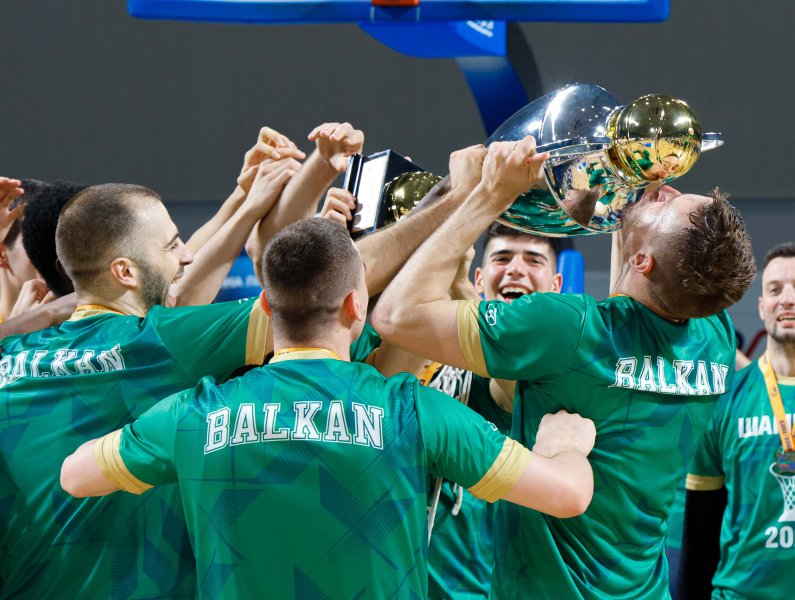 Балкан Ботевград е шампион на България по баскетбол за сезон1