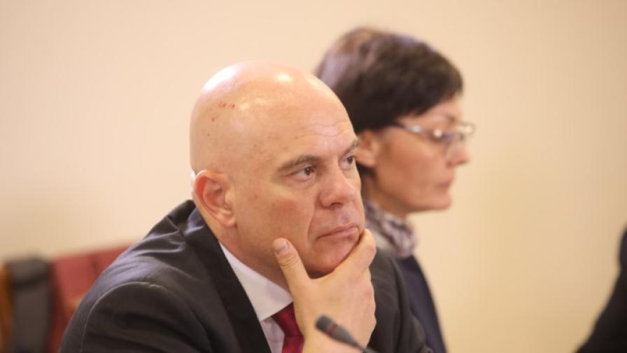 ВСС разглежда исканията за освобождаването на Иван Гешев