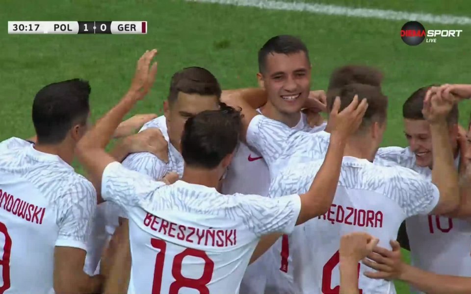 В 31-ата минута обаче Полша откри резултата с първия си
