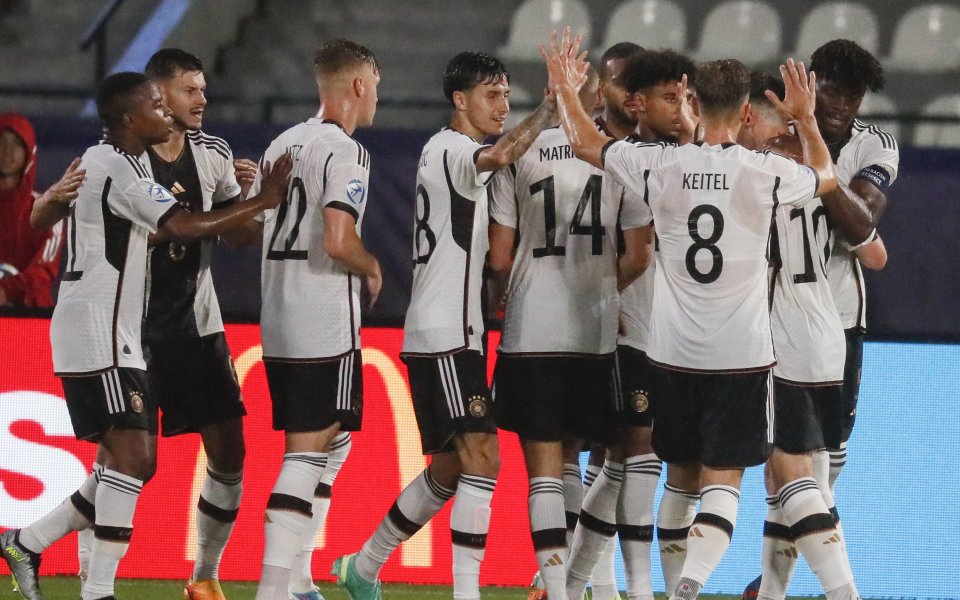 Германия ще играе приятелски мач с Мексико по време на