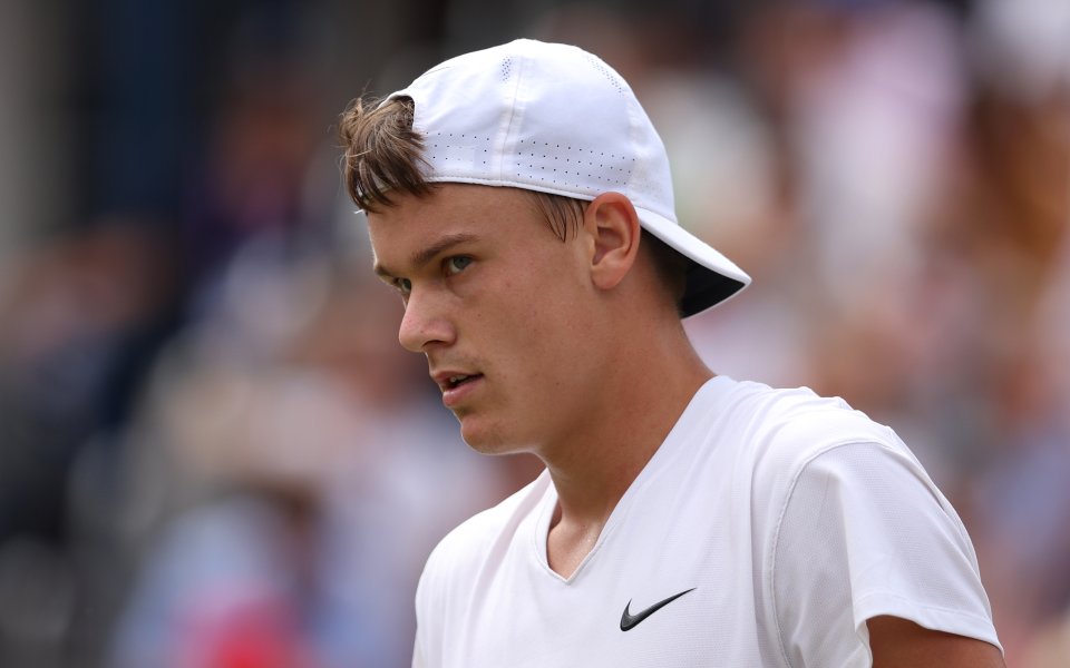 Вече сме във втората половина от сезона, а само броени