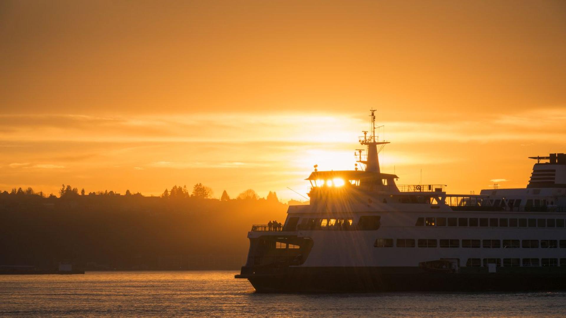 Властите в Сан Диего разследват случай при който лодка се