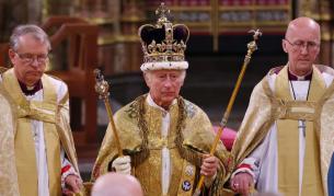 <p>Крал Чарлз III с втора коронация</p>