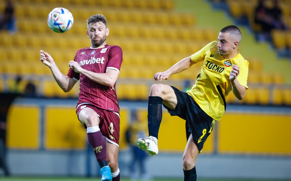 Контролната среща между гръцкия Арис Солун и Ботев Пловдив бе