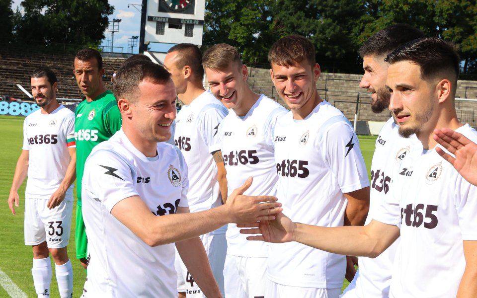 ФИФА обяви клубовете, които ще получат пари заради това, че