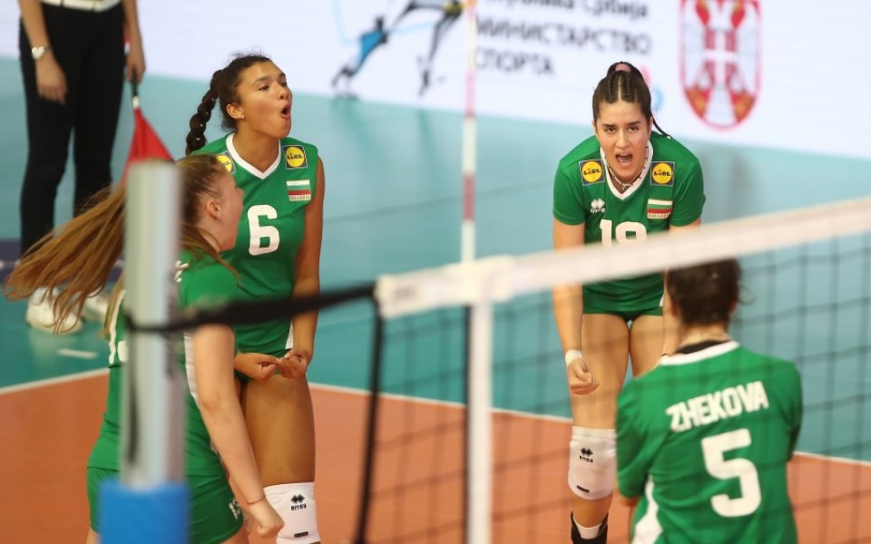 България продължава победния си ход на Европейското по волейбол за девойки под 17 г.