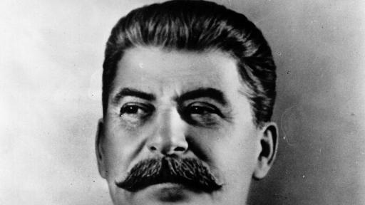 Защо Сталин скочи в гроба на жена си? Истината за първата любов на диктатора