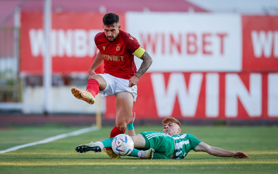 Иван Турицов вече не е капитан на ЦСКА, съобщава сайтът