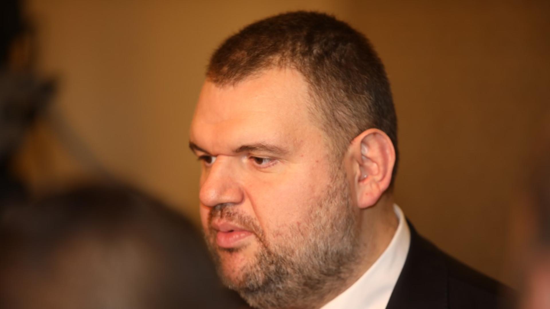 Днес маските паднаха ПП ДБ единодушно гласуваха против закриването на КПК