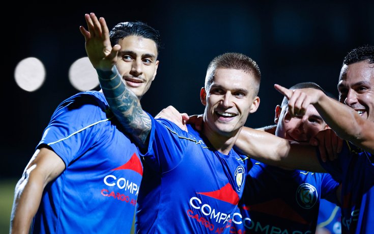 Сензацията Крумовград търси нов успех срещу лъкатушещия Локо София