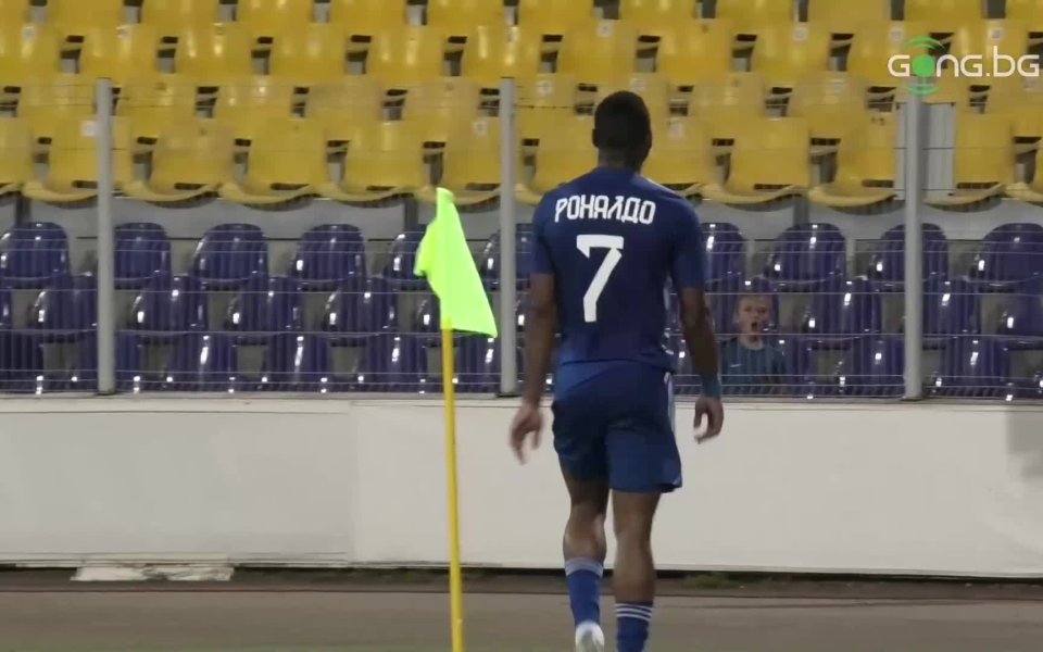 Роналдо също се разписа при разгрома на Левски над Локомотив