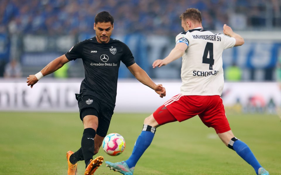 Наполи води преговори с Щутгарт за защитника Константинос Мавропанос, информира