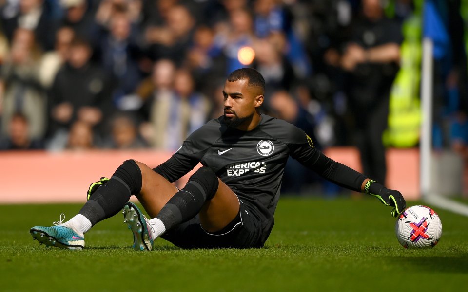 Стана ясна сумата, която Челси ще плати на Брайтън за