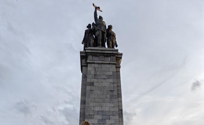 Русия реагира за Паметника на Съветската армия в София