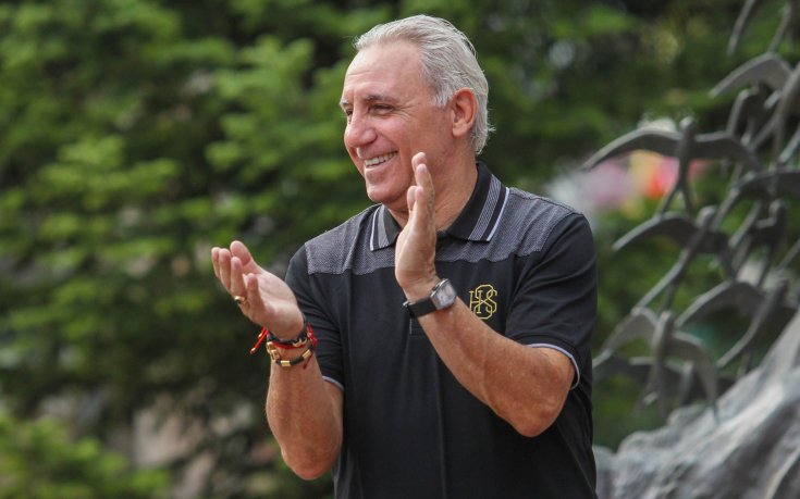 Христо Стоичков зарадва фенове в Генерал Тошево (снимки)