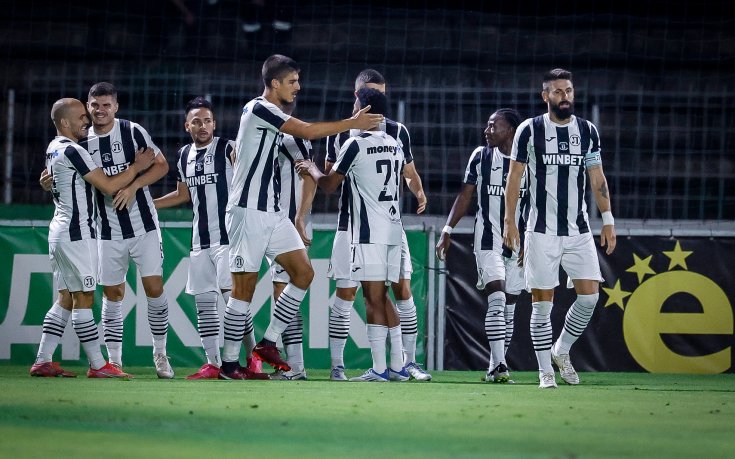 Локо Пд ще търси завръщане на върха във Велико Търново срещу Етър