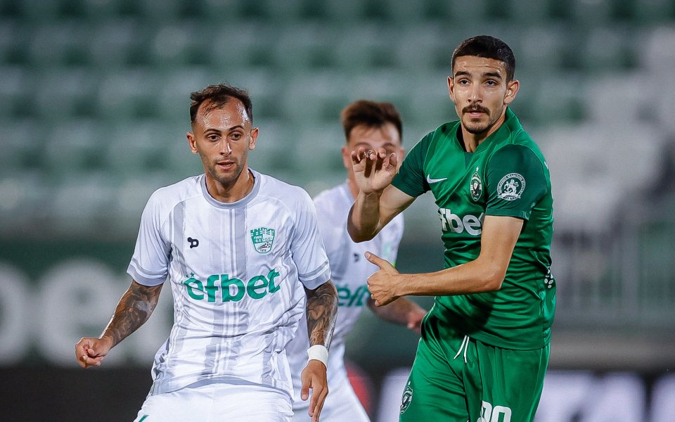 Лудогорец посреща един от силно представящите се отбори от началото