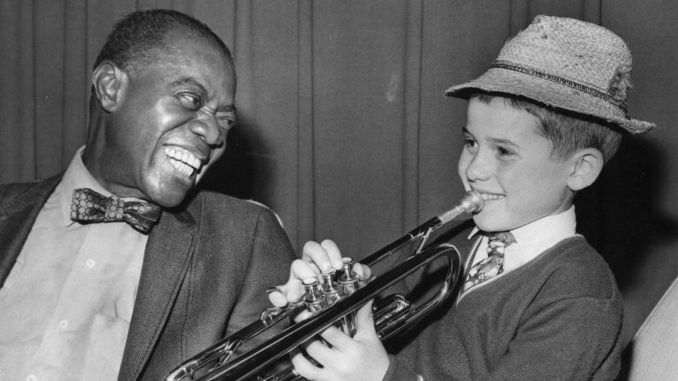 Роденият на 4 август 1901 г. в Ню Орлиънс, Луизиана,