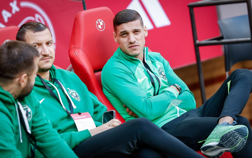 Аякс и Лудогорец играят при резултат 0:0 на Йохан Кройф Арена