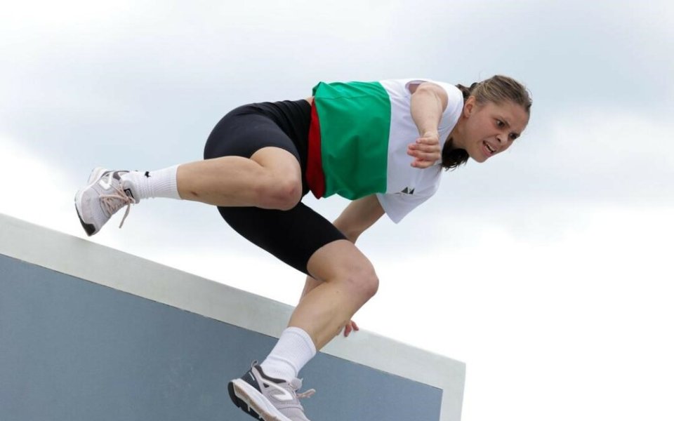 Ксения Момчилова спечели исторически медал за България на Световната купа по паркур в София